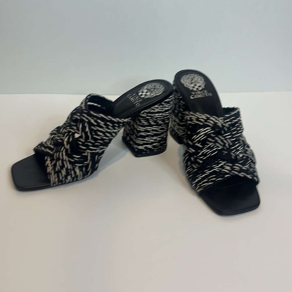 Vince Camuto Carindil Woven Mule Black/White 8 - Picture 3 of 9